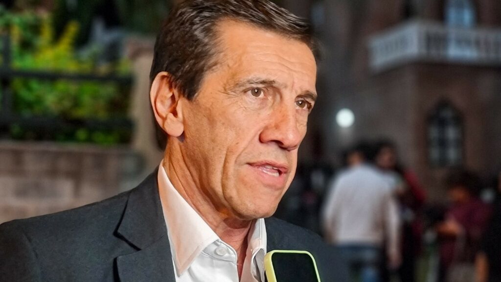 Conciliación en Jujuy: Carlos Sadir anunció el acuerdo para levantar el paro de&nbsp;transporte