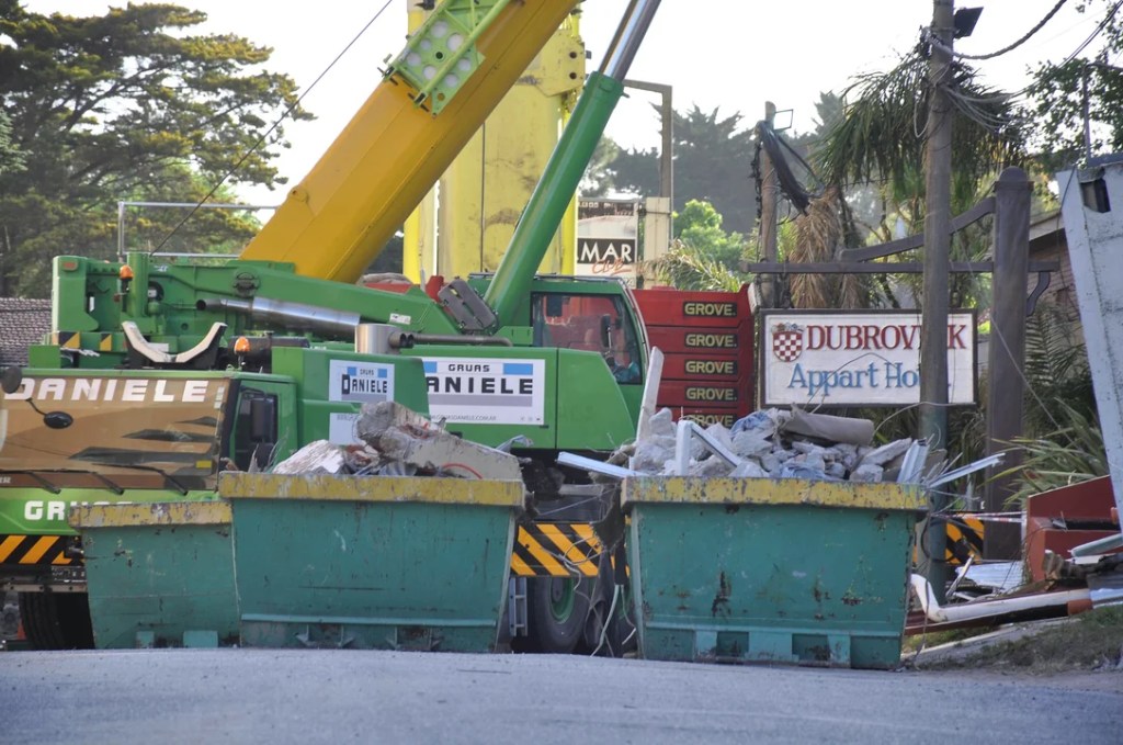 Hoy se llevan a cabo las pericias en el derrumbe en Villa&nbsp;Gesell