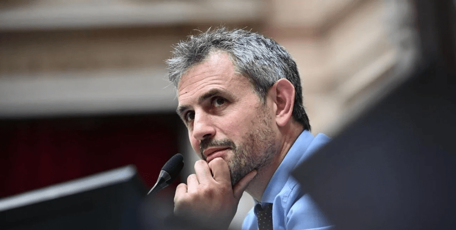 La oposición busca que Menem garantice la presencia de los ministros por el caso&nbsp;Libra