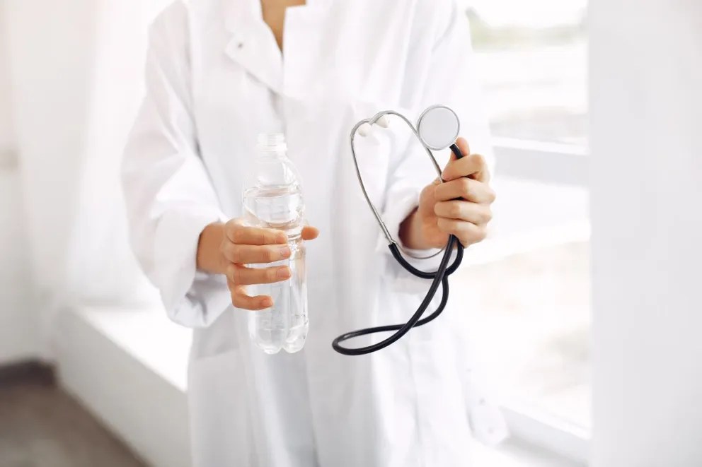 Weretilneck ahorró casi $10.000 millones con el recorte de licencias médicas a&nbsp;estatales