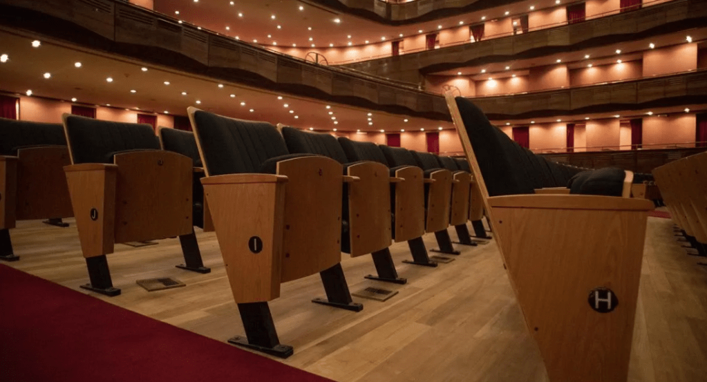 Artistas defienden al Instituto Nacional del Teatro ante su reestructuración