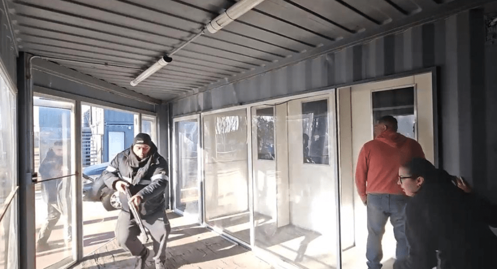 La Policía de la Ciudad hizo un simulacro de toma de rehenes para entrenar a sus&nbsp;fuerzas