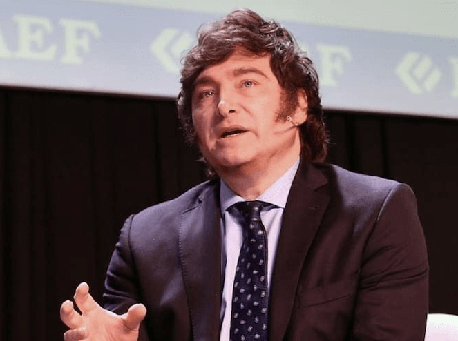 Milei en Los Ángeles: agenda con inversores y respaldo a una joven científica&nbsp;argentina