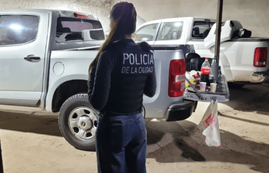 Desbaratan banda que robaba camionetas 4×4 en Moreno y detienen a cuatro&nbsp;sospechosos