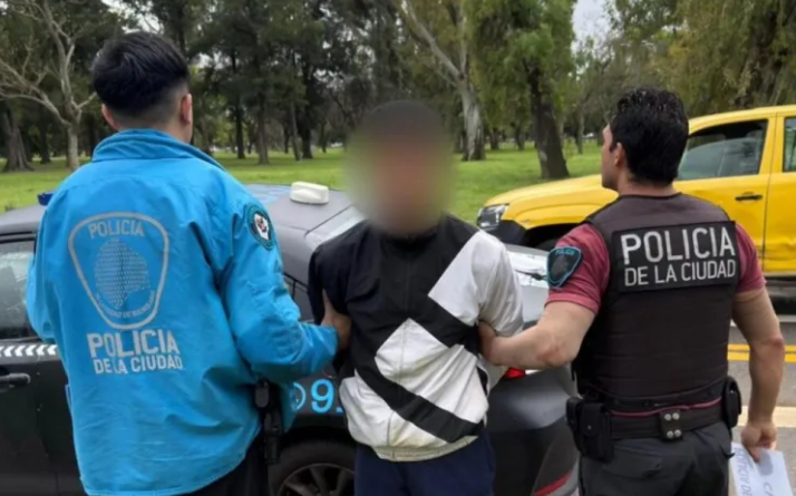 Detuvieron a dos sospechosos por el robo de un auto a un remisero en&nbsp;Palermo