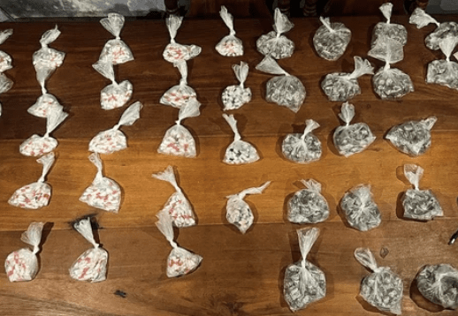 Flores: secuestraron más de 1.200 dosis de droga en el Barrio&nbsp;1-11-14