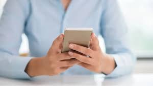 Menos filas, más acceso: Weretilneck lanza un chatbot para sacar turnos de manera online en hospitales de la provincia